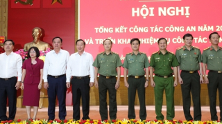 Công an Đồng Nai đấu tranh mạnh hơn nữa với tội phạm trên không gian mạng