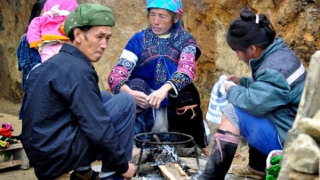 Vùng núi Bắc Bộ có nơi 13 độ C, miền Nam nắng to