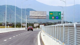 Cục CSGT chỉ ra 17 tồn tại trong tổ chức giao thông cao tốc Vân Phong-Nha Trang