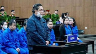 Lời xót xa của người phán xử, nay đứng bục bị phán xử