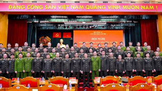 Quyết tâm chính trị cao nhất, hoàn thành xuất sắc nhiệm vụ công tác cán bộ