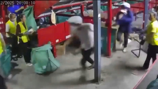 Bắt nhanh 3 đối tượng xông vào công ty đâm chết đồng nghiệp cũ