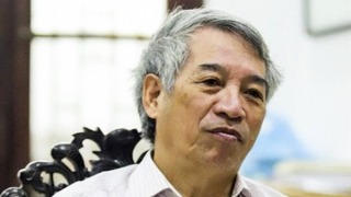 Khi ông giáo lo việc họ