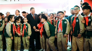 Tổng Bí thư Tô Lâm tham quan Triển lãm “Đảng Cộng sản Việt Nam từ Đại hội đến Đại hội”