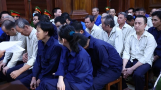 Tuyên án 53 bị cáo trong vụ án buôn lậu 1,7 triệu lít dầu