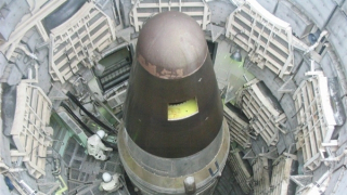 Trật tự kiểm soát vũ khí trước giờ G