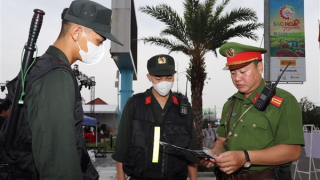 Khai mạc Festival Hoa - Kiểng Sa Đéc: Hoa Sa Đéc thấm tình người, tình đất