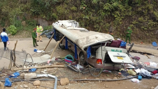 Giám định kỹ thuật phương tiện vụ TNGT làm 9 người tử vong tại Lào Cai