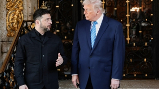 Tổng thống Trump điện đàm ông Putin trước cuộc gặp với Ukraine