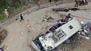 Yêu cầu kiểm tra toàn diện xe hợp đồng liên quan vụ tai nạn làm 9 người tử vong