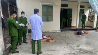 Chồng sát hại vợ và cháu trai 2 tuổi rồi nhảy lầu tự tử