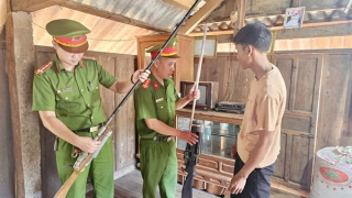 Chuyện thu gom “hàng nóng”, giữ an toàn thôn xóm