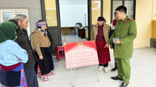 Giữ bình yên cho vùng đất "đá nở hoa"