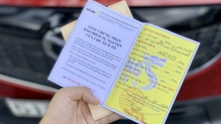 Bảo hiểm trách nhiệm dân sự cũ còn hiệu lực khi sang tên xe