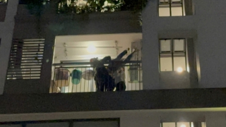 Thượng úy Cảnh sát vận động, thuyết phục nam thanh niên từ bỏ ý định tự tử