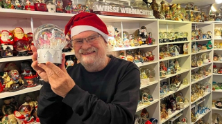 Bộ sưu tập cầu tuyết khổng lồ