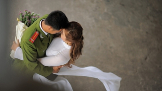 Khi em làm vợ Công an