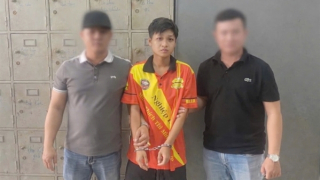 Trộm vàng của “vợ đồng giới” rồi bỏ trốn nhưng không thoát