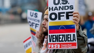 Biểu tình bùng phát tại Mỹ và nhiều nước sau vụ bắt giữ Tổng thống Venezuela