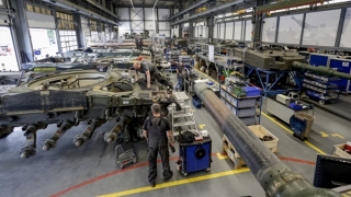 Khi châu Âu buộc ba trụ cột vào một sợi dây