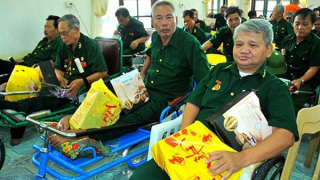 Chủ tịch nước quyết định hai mức quà tặng cho người có công với cách mạng nhân dịp Tết Nguyên đán Bính Ngọ