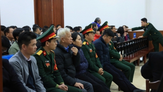 Cựu Chủ tịch tỉnh Khánh Hòa xin xét xử vắng mặt trong vụ án Hậu “pháo”