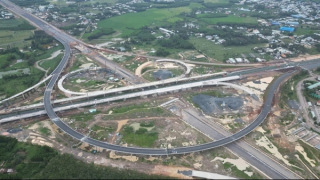 Nhiều tuyến giao thông kết nối với sân bay Long Thành bị chậm tiến độ