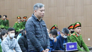 Tiền “bôi trơn” cấp phép tại Cục An toàn thực phẩm được chia chác như thế nào?