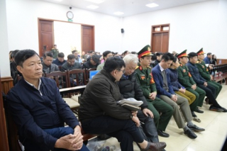 Hai cựu thiếu tướng thừa nhận thiếu hiểu biết pháp luật về đất đai nên sai phạm