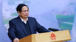 Thủ tướng: “Làm ngày không đủ, tranh thủ làm đêm” để thúc đẩy dự án nhà máy điện hạt nhân