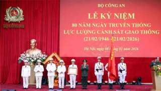 Lực lượng CSGT đón nhận Huân chương Quân công hạng Nhất