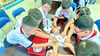 Phụ huynh và học sinh còn nhiều nỗi lo về các loại “phí học đường”