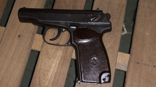 Kiểm tra nhà trọ phát hiện đối tượng truy nã nguy hiểm mang theo súng