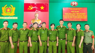 Cụ thể hóa phong trào thi đua “Ba Nhất” với mô hình “Chỉ huy gương mẫu – Cán bộ tận tụy”