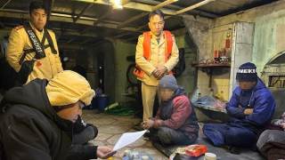 Tuần tra đêm, Cảnh sát bắt 2 tàu hút cát lậu trên sông Lục Nam