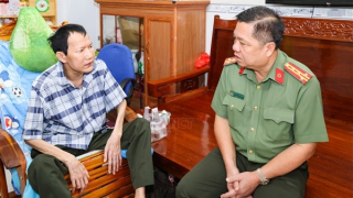 Công an TP Cần Thơ chung tay giúp sức Trung tá an ninh mắc bệnh hiểm nghèo