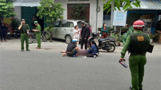 Gây án mạng vì người tình của mẹ nhốt chó vào lồng