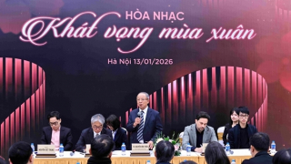 Quán quân Cuộc thi Piano Chopin quốc tế Eric Lu biểu diễn chào mừng Đại hội XIV của Đảng