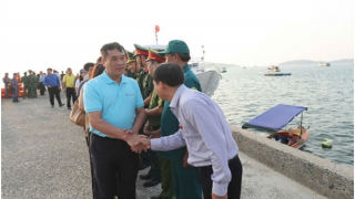 Khép lại hải trình thăm đảo Tây Nam, Agribank để lại dấu ấn nghĩa tình tại đảo Hòn Đốc