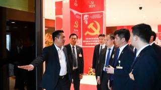 Đồng loạt ra quân, khép kín vòng bảo vệ