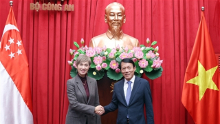 Cùng xây dựng không gian mạng an toàn, bền vững Việt Nam – Singapore