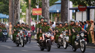 TP Hồ Chí Minh ra quân lập lại trật tự vỉa hè, xử lý kinh doanh vận tải trái phép