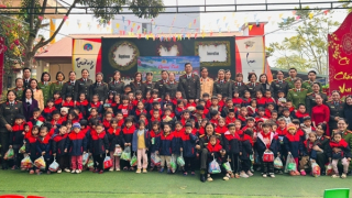 Ấm áp chương trình nghĩa tình của phụ nữ Công an tỉnh Đồng Tháp tại Lào Cai