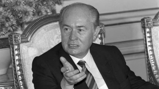 Điện chia buồn cựu Tổng thống Cộng hòa Sip George Vassiliou từ trần