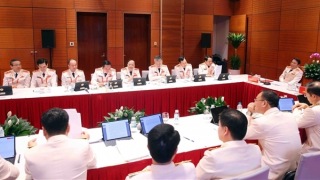 Đoàn đại biểu Đảng bộ Công an Trung ương đóng góp nhiều ý kiến vào các dự thảo Văn kiện trình Đại hội Đảng