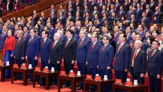 Quyết định những vấn chiến lược đối với tương lai, vận mệnh của dân tộc