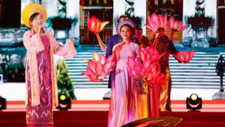 Để thiết chế văn hóa "sống", cần con người văn hóa