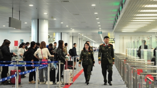 Ghi ở Công an cửa khẩu Nội Bài những ngày diễn ra Đại hội Đảng