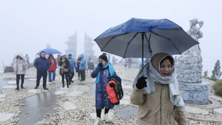 Miền Bắc rét đậm kèm mưa rải rác, nhiệt độ giảm mạnh