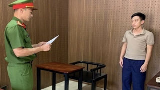 Tìm bị hại trong vụ nhân viên ngân hàng lừa đảo